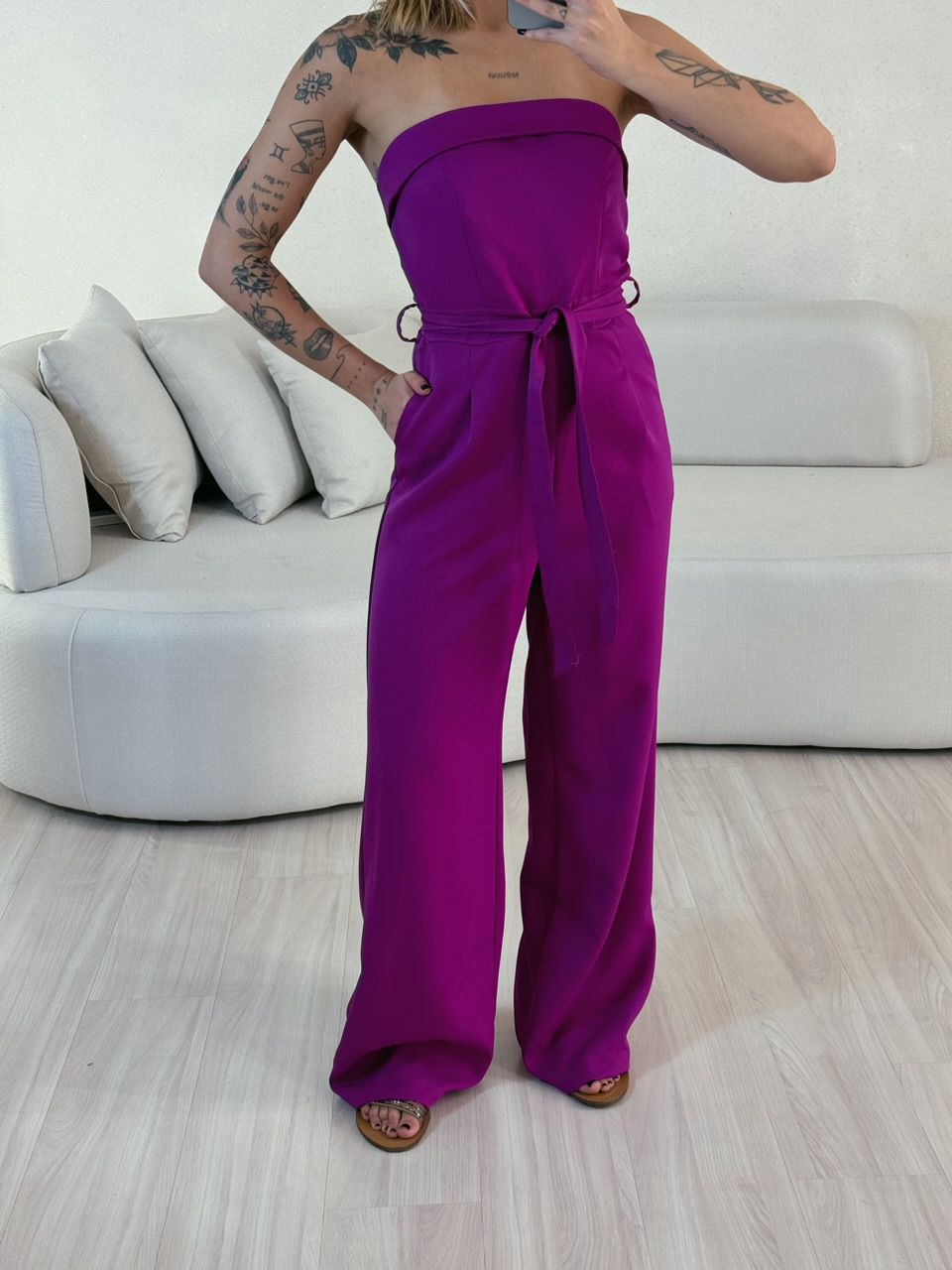 MACACÃO LAURA TOMARA QUE CAIA FUCSIA