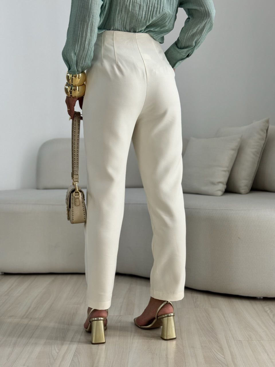 CALÇA CLARICE ALFAIATARIA MARFIM
