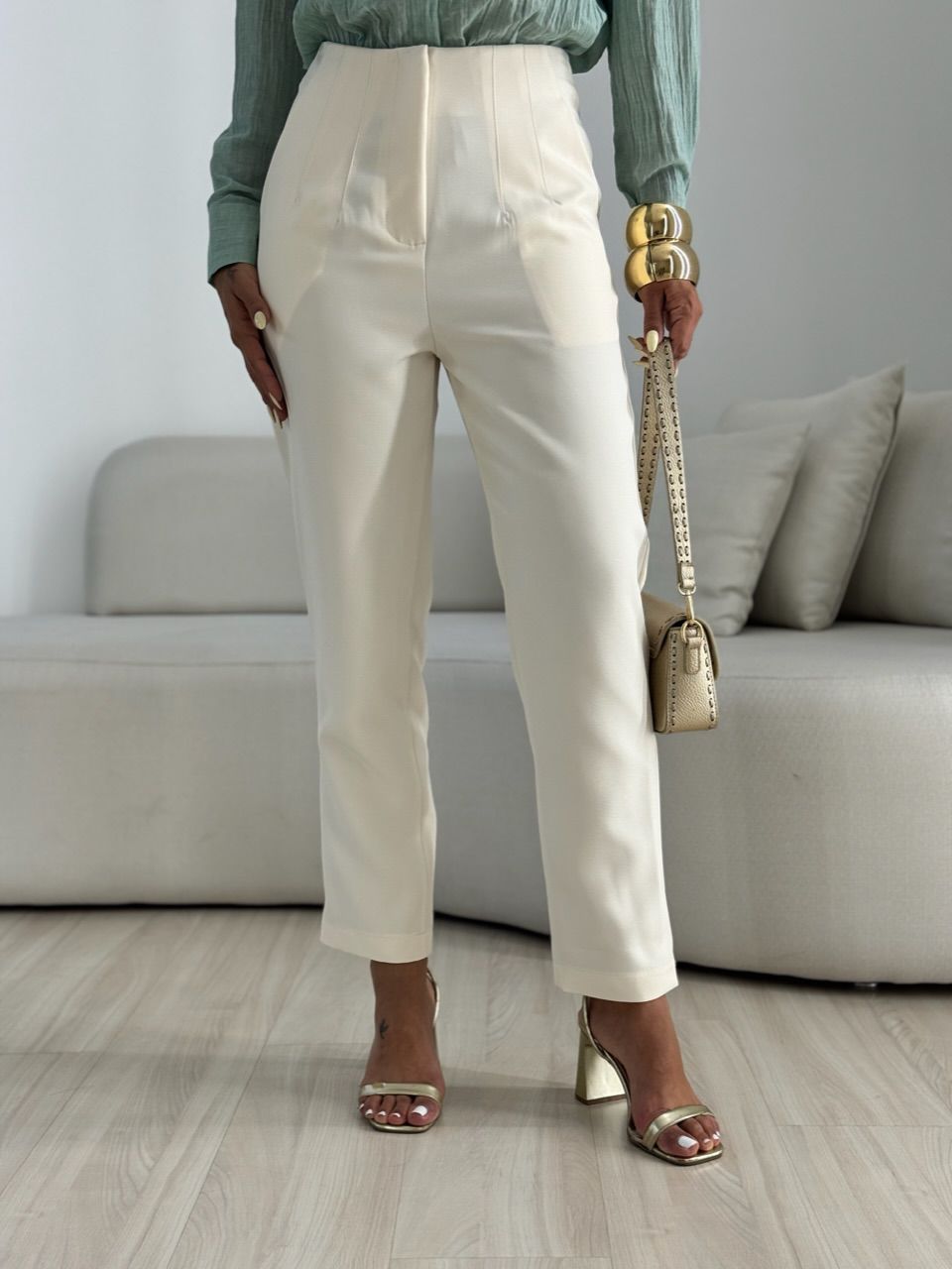 CALÇA CLARICE ALFAIATARIA MARFIM