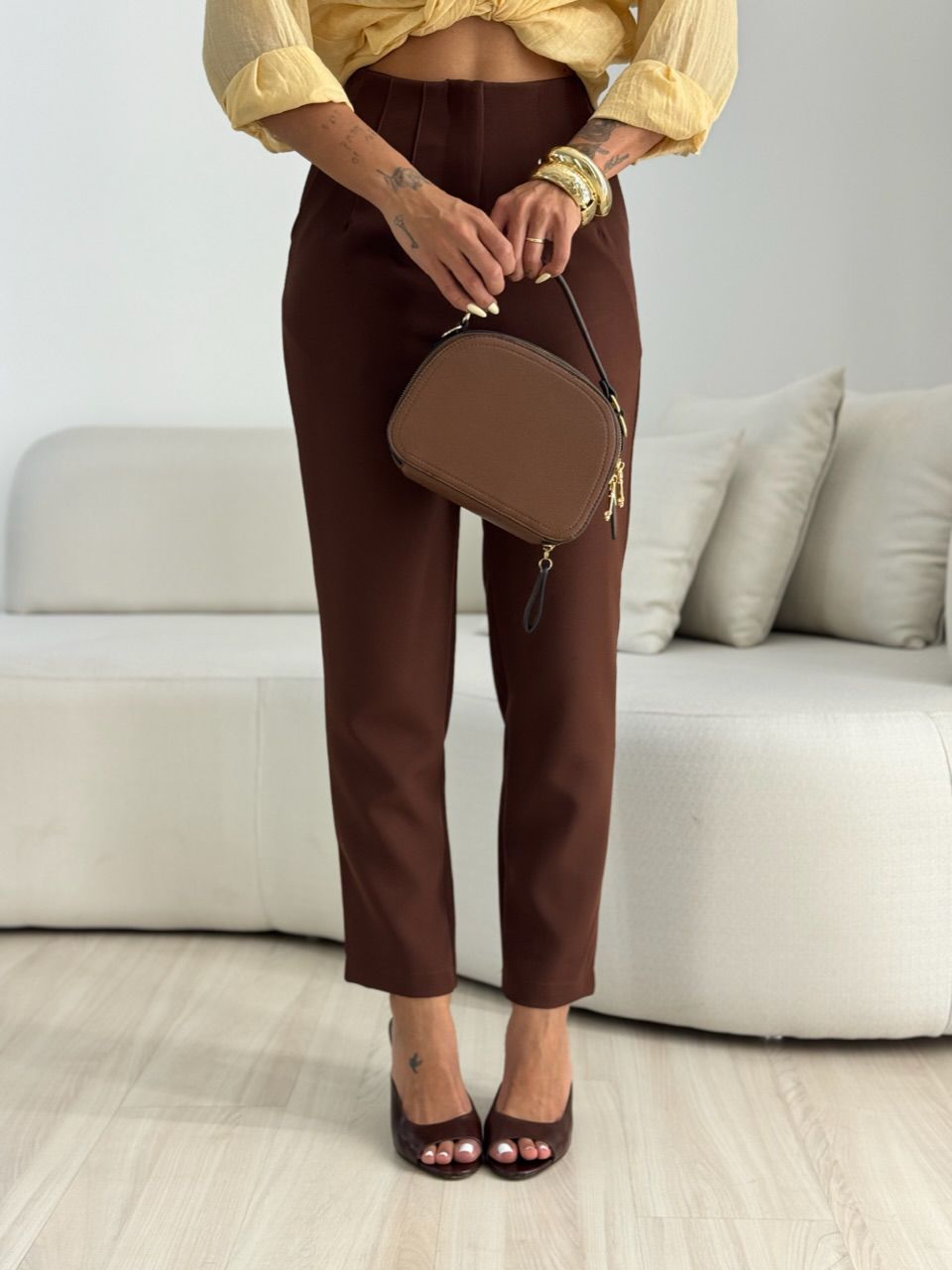 CALÇA CLARICE ALFAIATARIA MARROM
