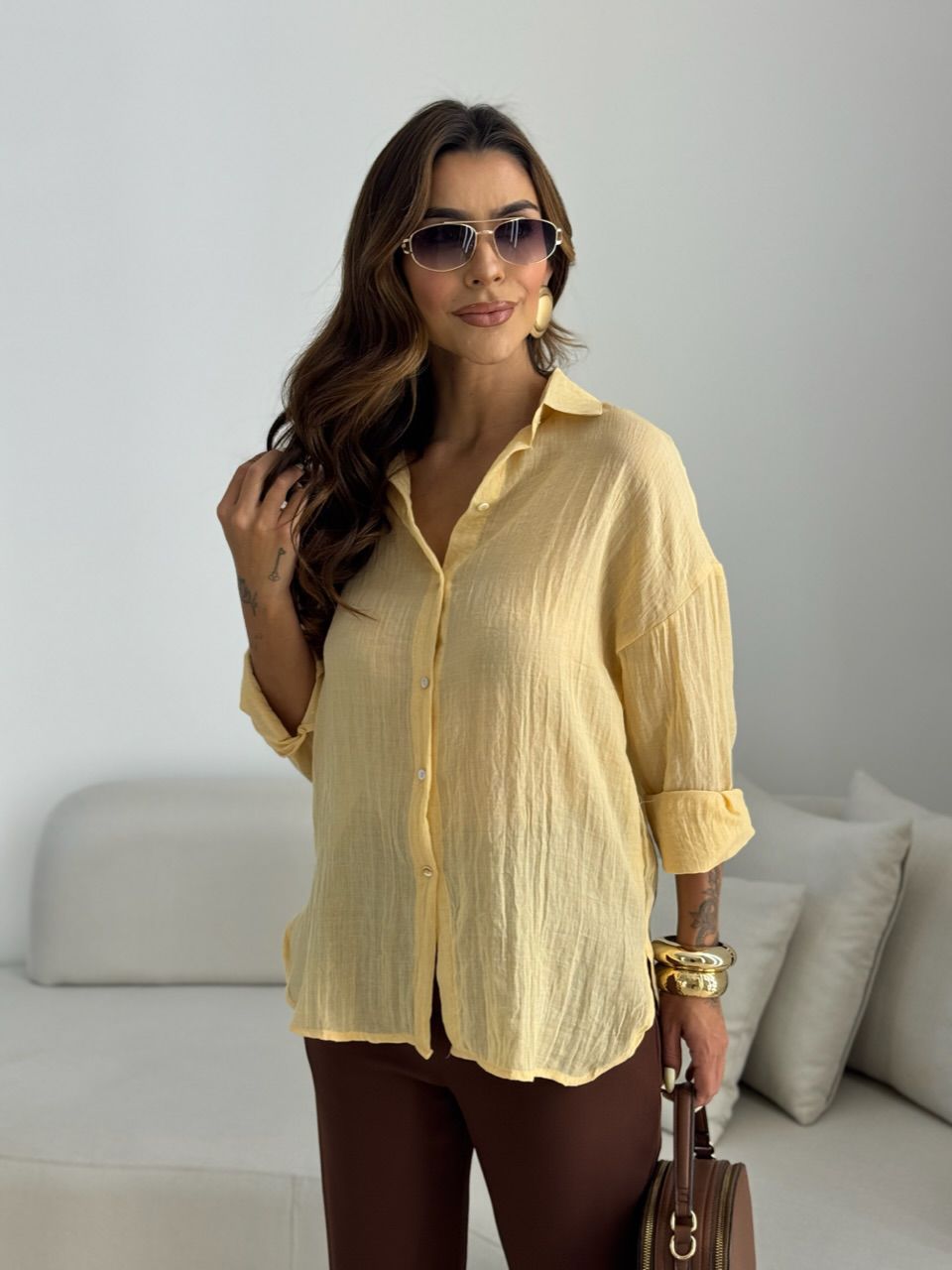 CAMISA CECILIA OVER AMARELA - 0068560112 - CAROLLA FERRARO