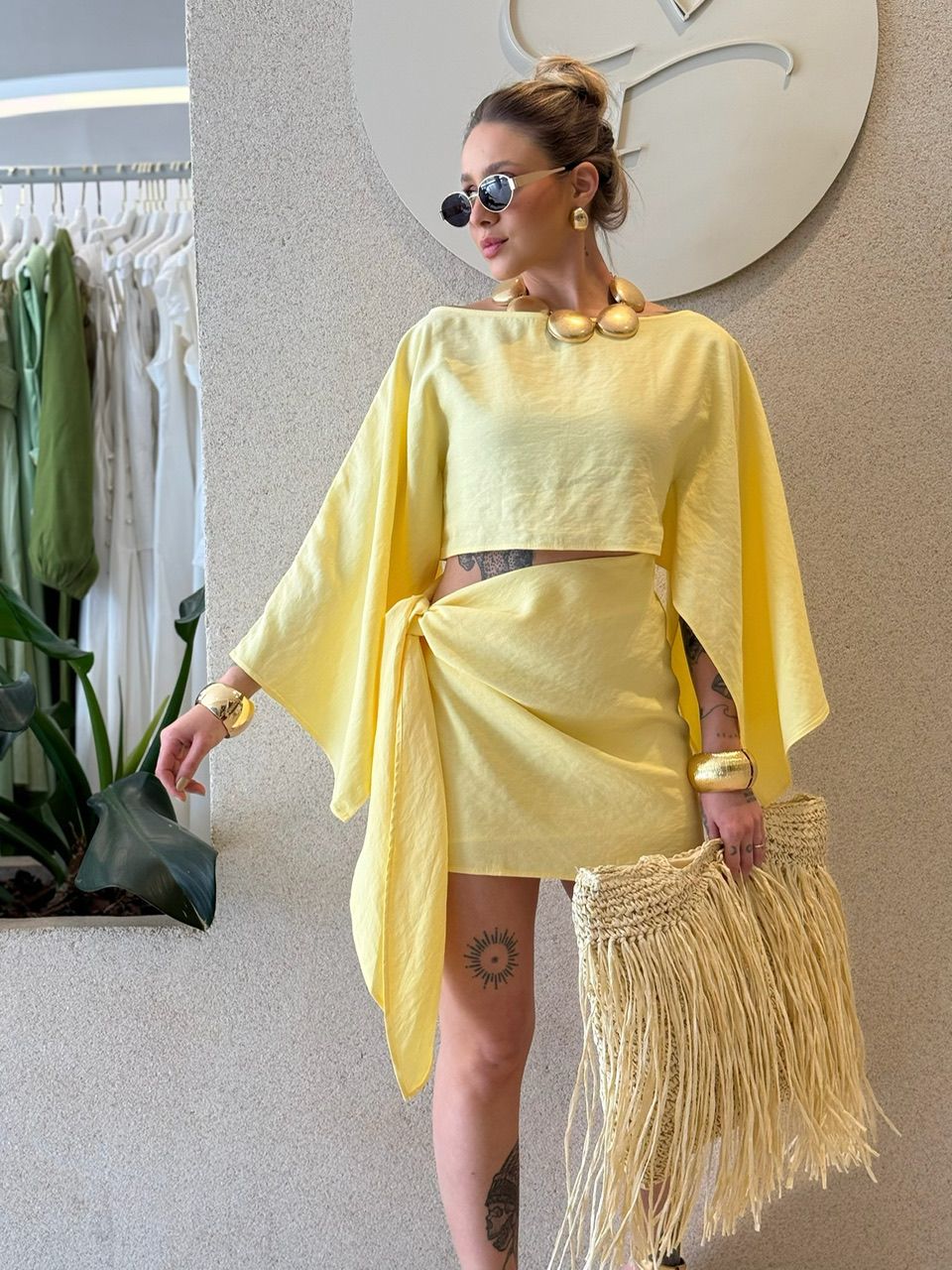 CONJUNTO CLIO SAIA AMARELO