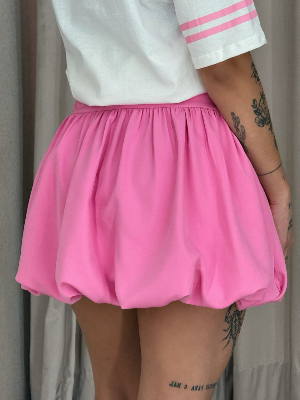 SAIA BALONÊ CURTA ROSA