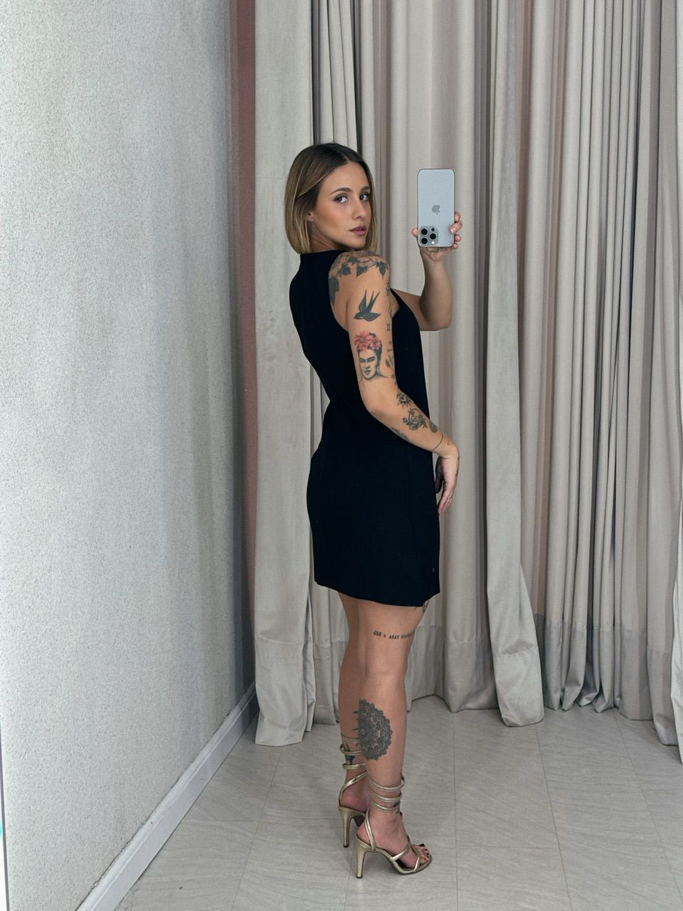 VESTIDO DAY CURTO PRETO