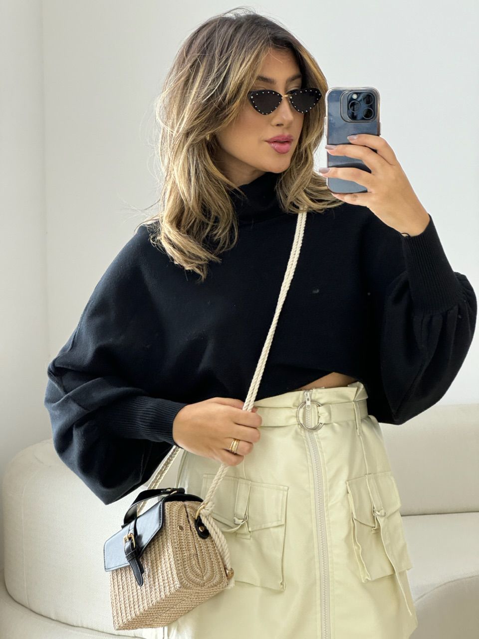 BLUSA MODAL GOLA ALTA PRETA - 0050610033 - CAROLLA FERRARO