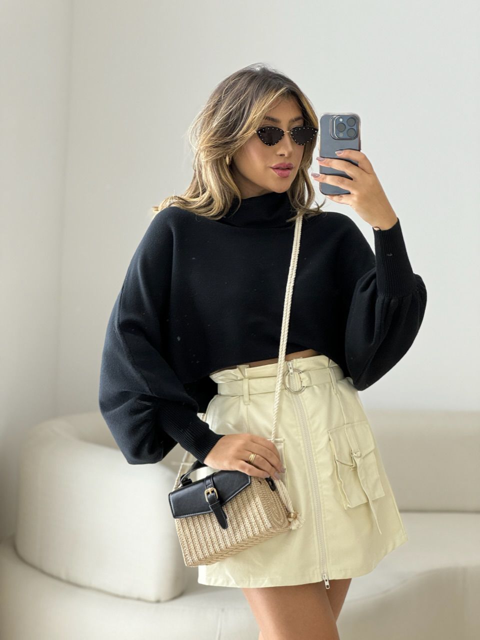 BLUSA MODAL GOLA ALTA PRETA