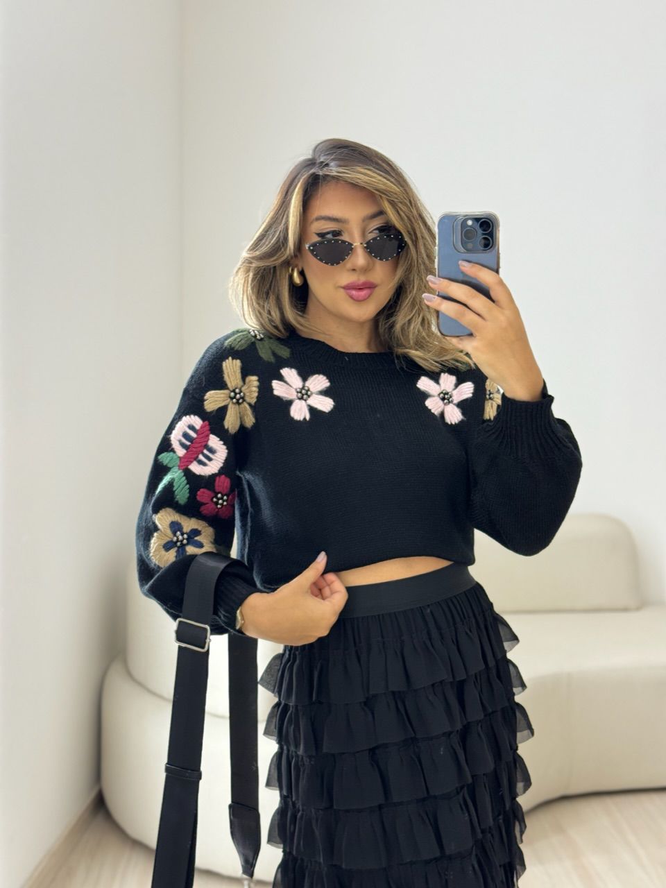 TRICOT FLOR BORDADA PRETO