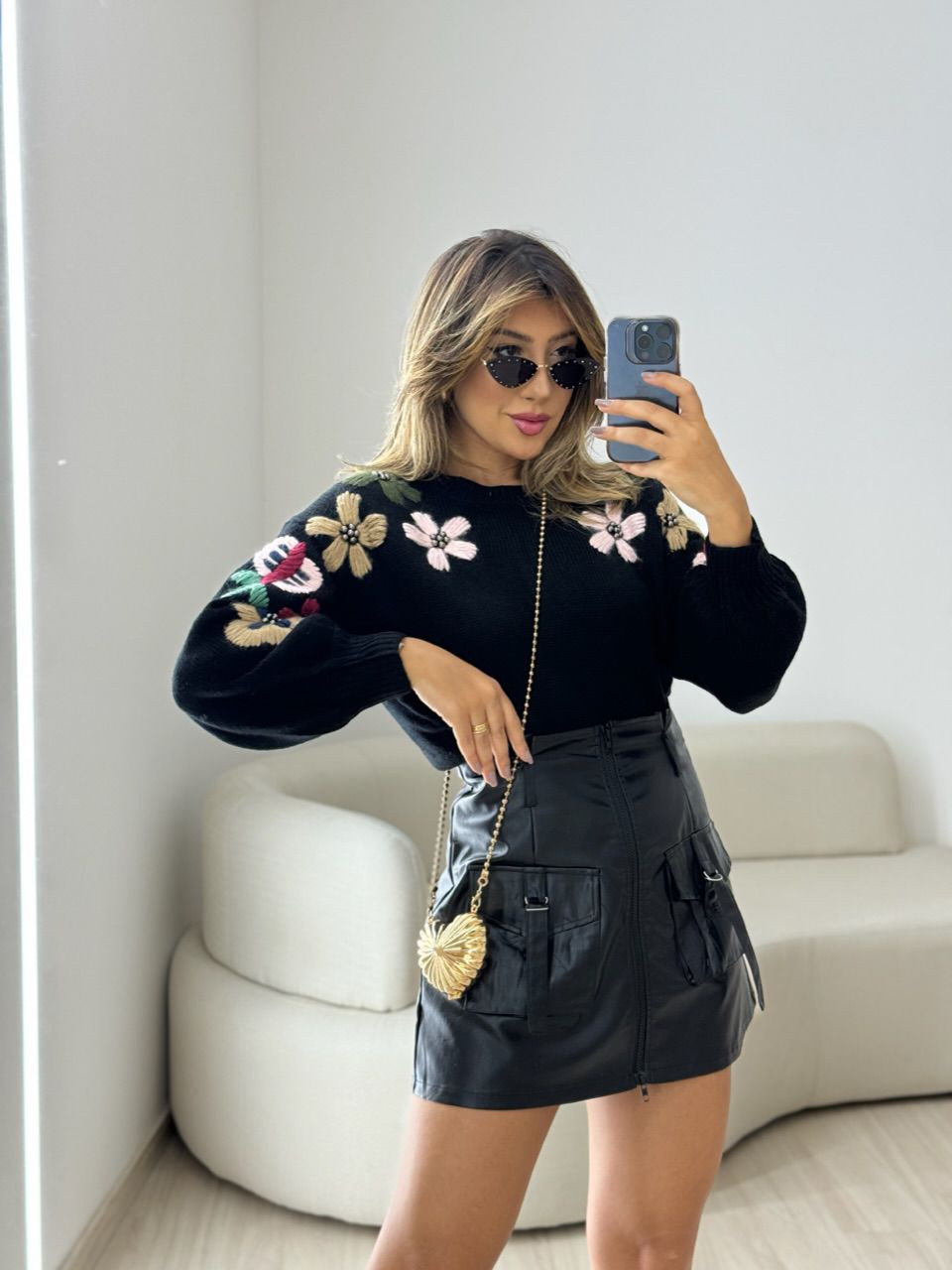 TRICOT FLOR BORDADA PRETO