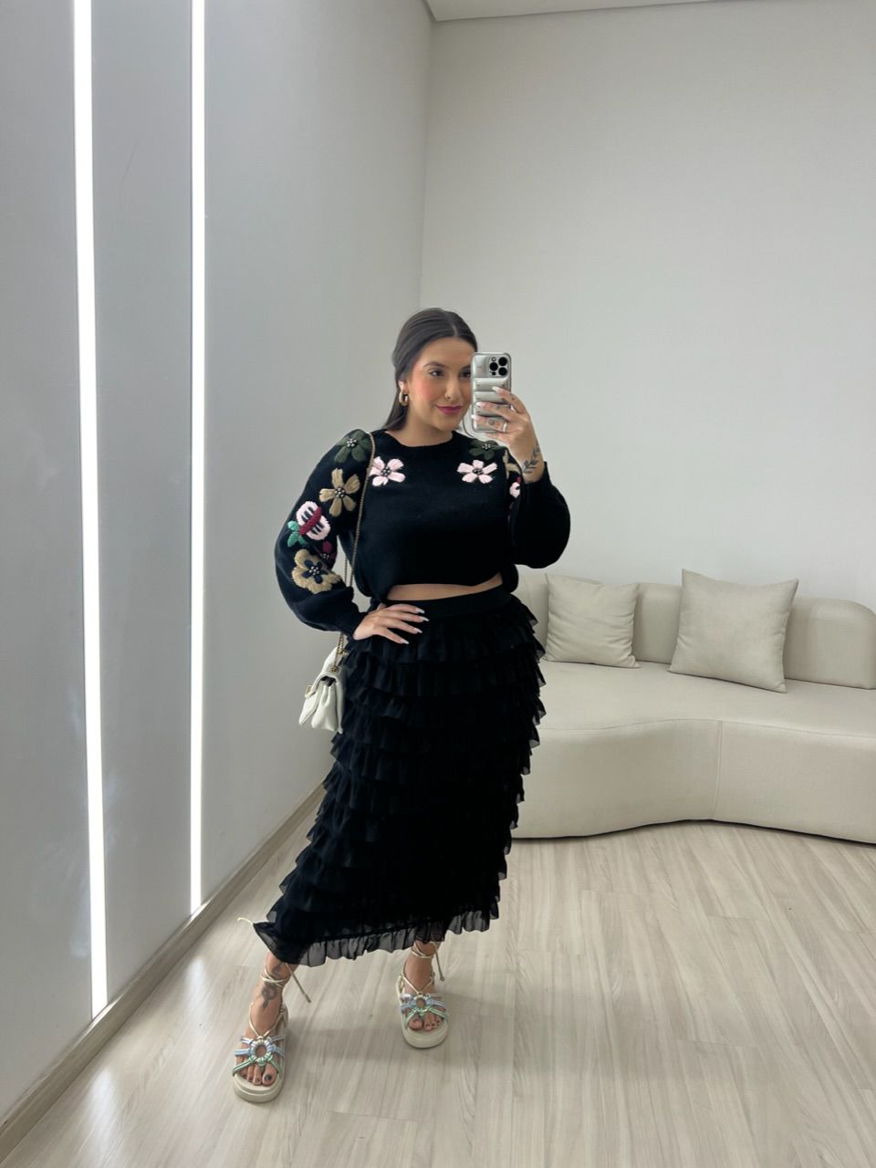TRICOT FLOR BORDADA PRETO