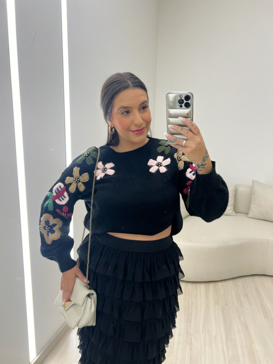 TRICOT FLOR BORDADA PRETO