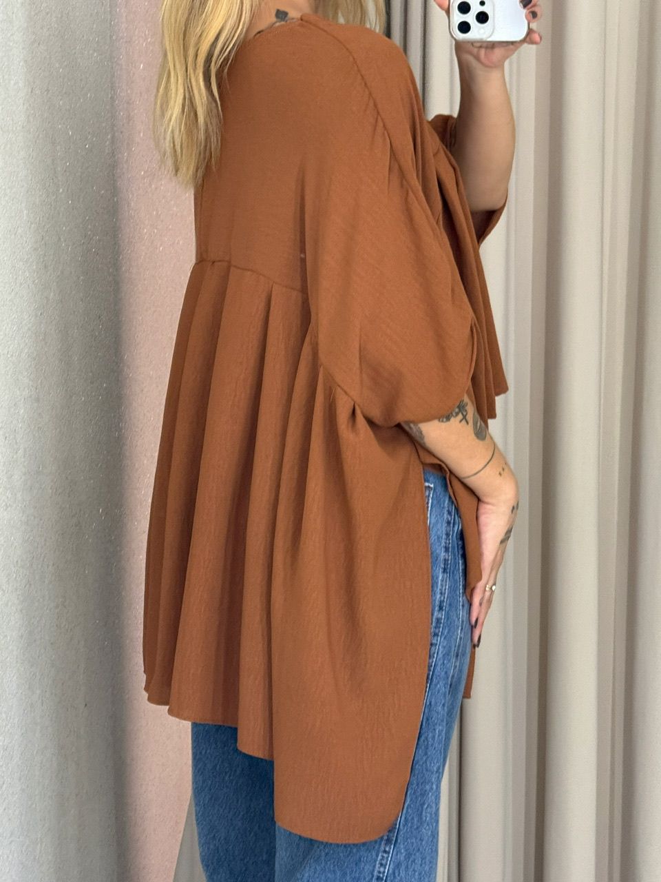 BLUSA MAGALI CAPA CARAMELO