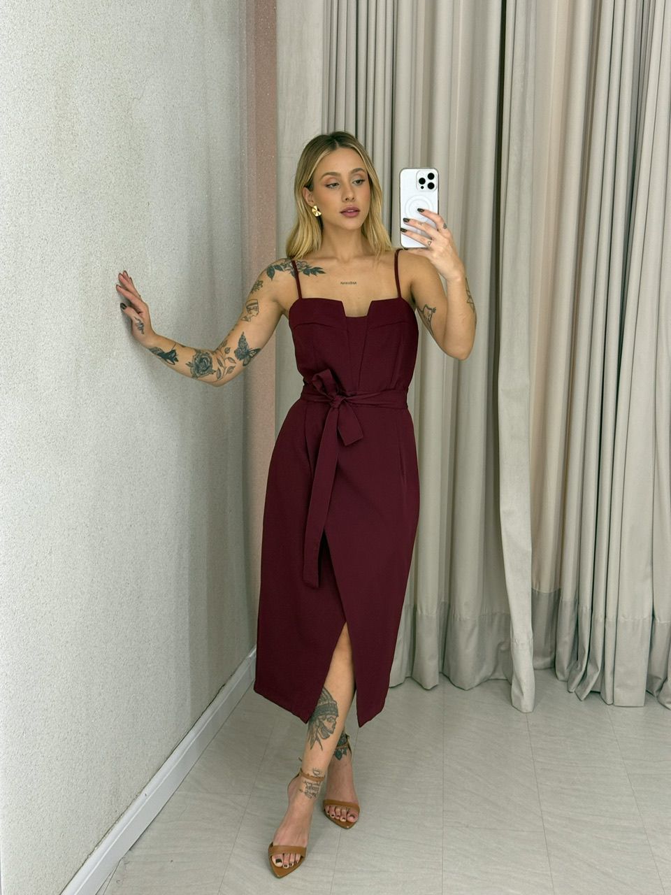 VESTIDO NAYARA ALÇA VINHO - 0063070168 - CAROLLA FERRARO