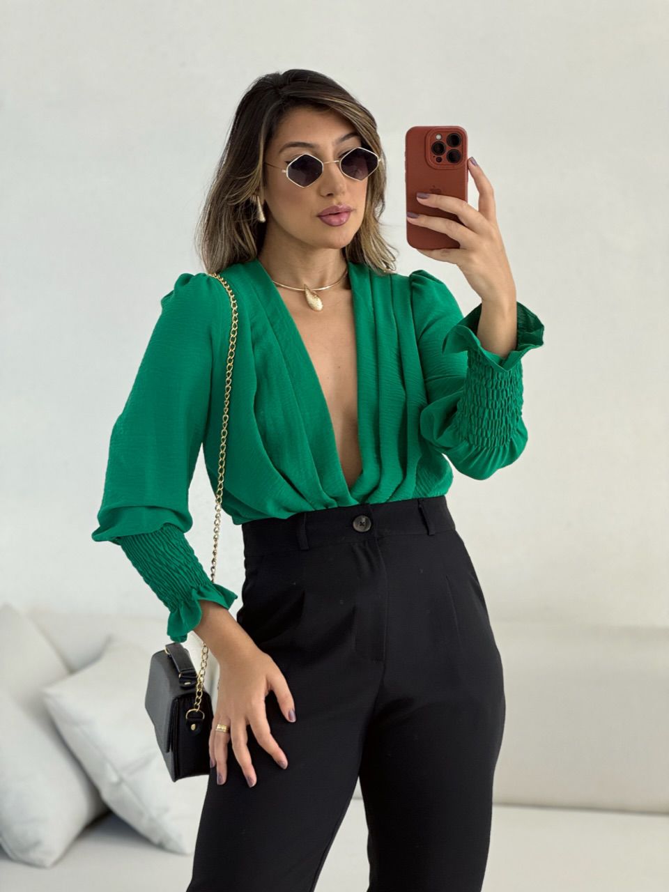 BODY ANGELINA DECOTE VERDE - 0052760014 - CAROLLA FERRARO