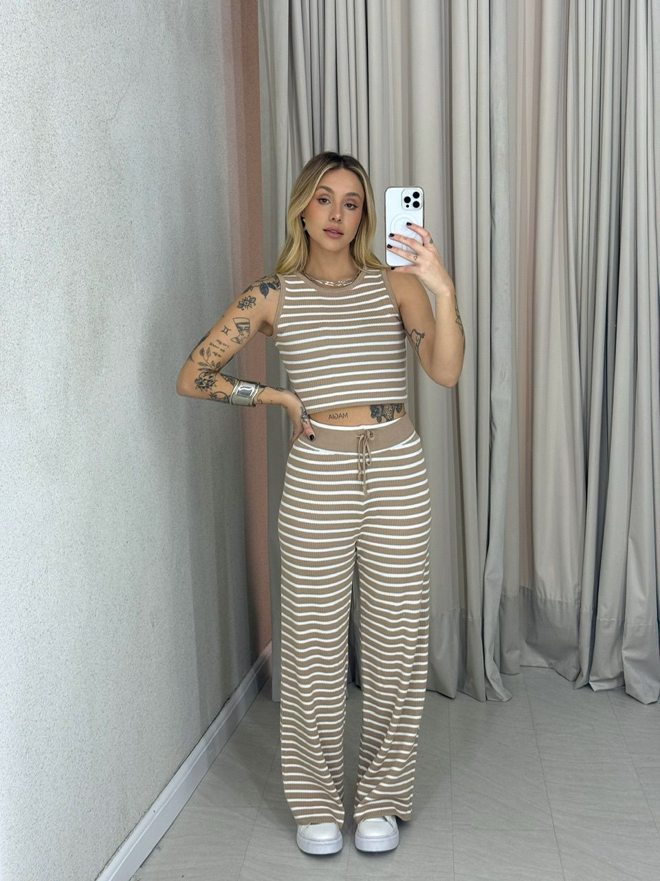 CONJUNTO AGDA LISTRADO NUDE - 0065200049 - CAROLLA FERRARO