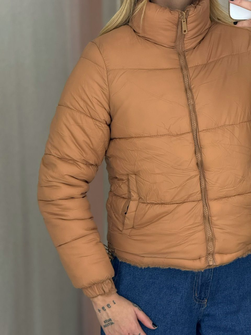PUFFER ALINE DUPLA FACE CARAMELO