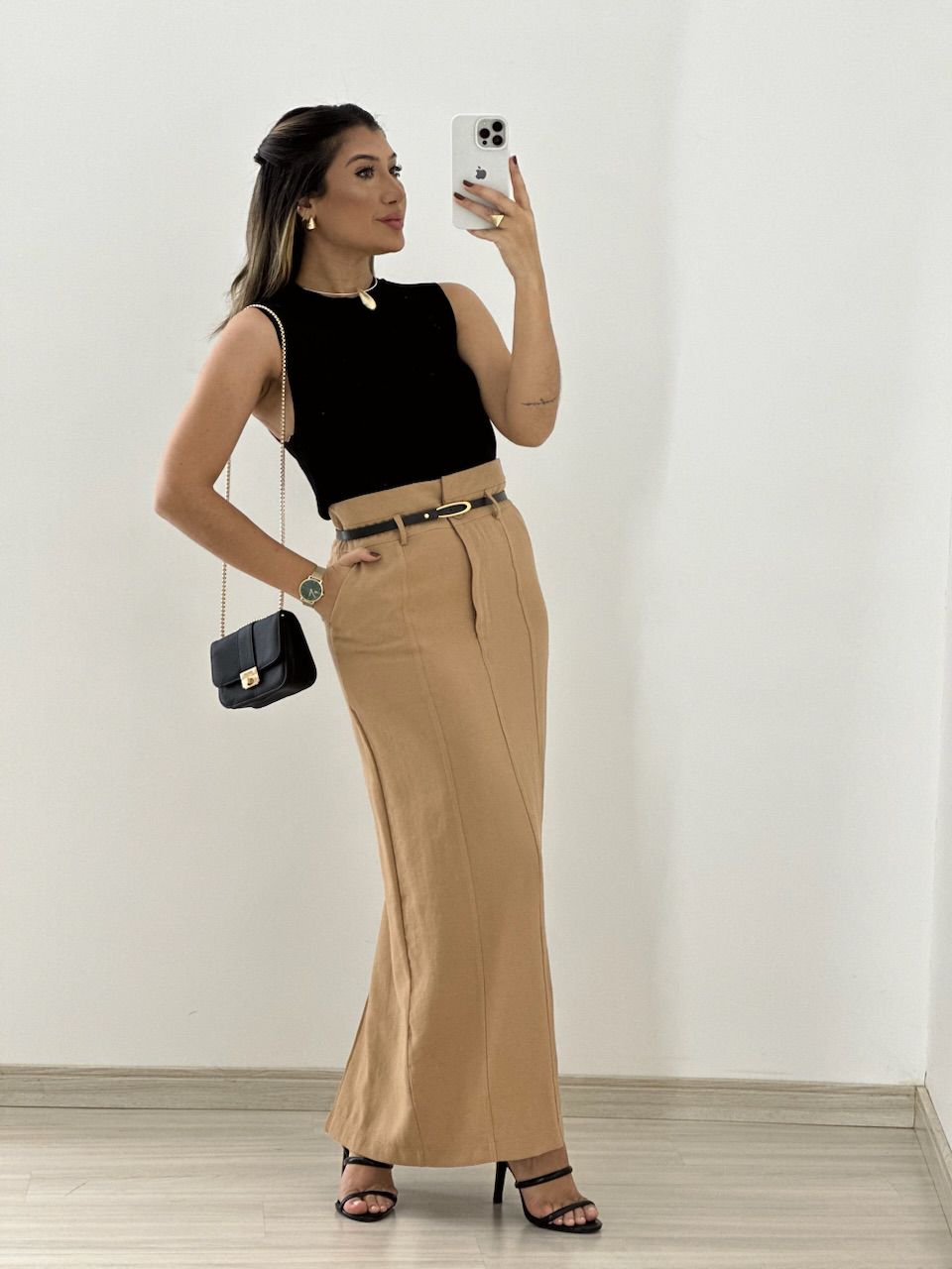 BLUSA JADE TRICOT CAVADA PRETA - 0053810033 - CAROLLA FERRARO