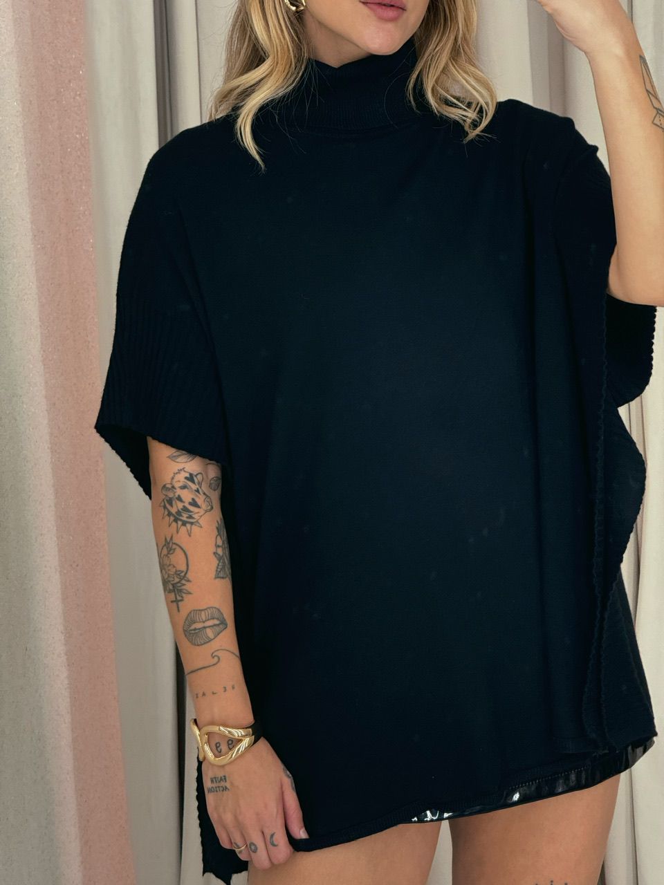 PONCHO ANA JÚLIA TRICOT PRETO