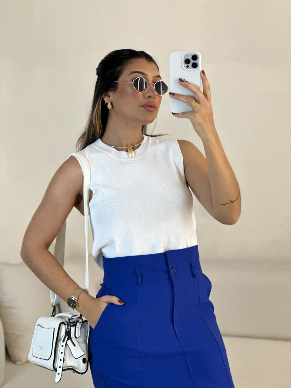 SAIA LAÍS CINTO AZUL