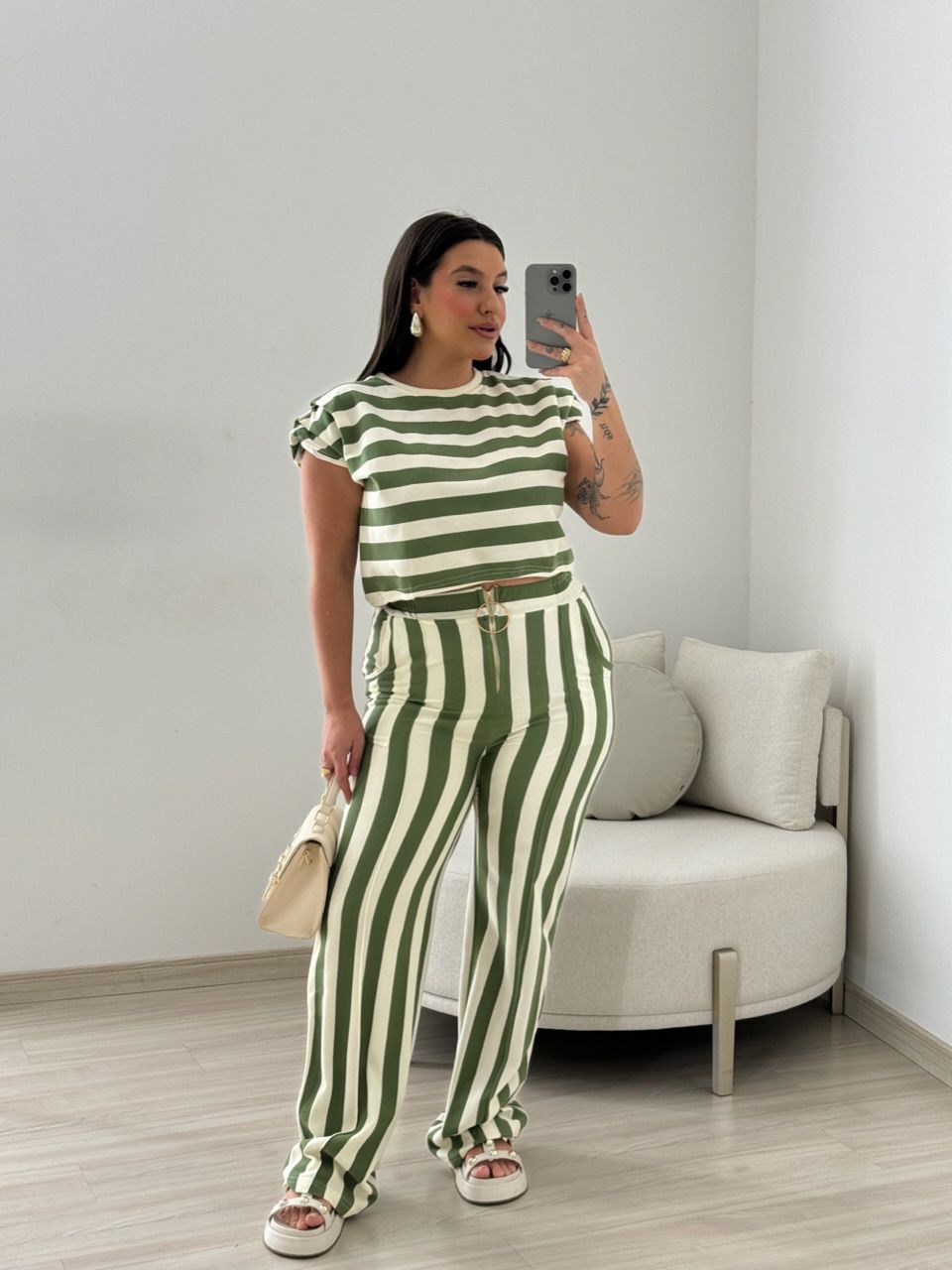 CALÇA ISABELA LISTRAS VERDE