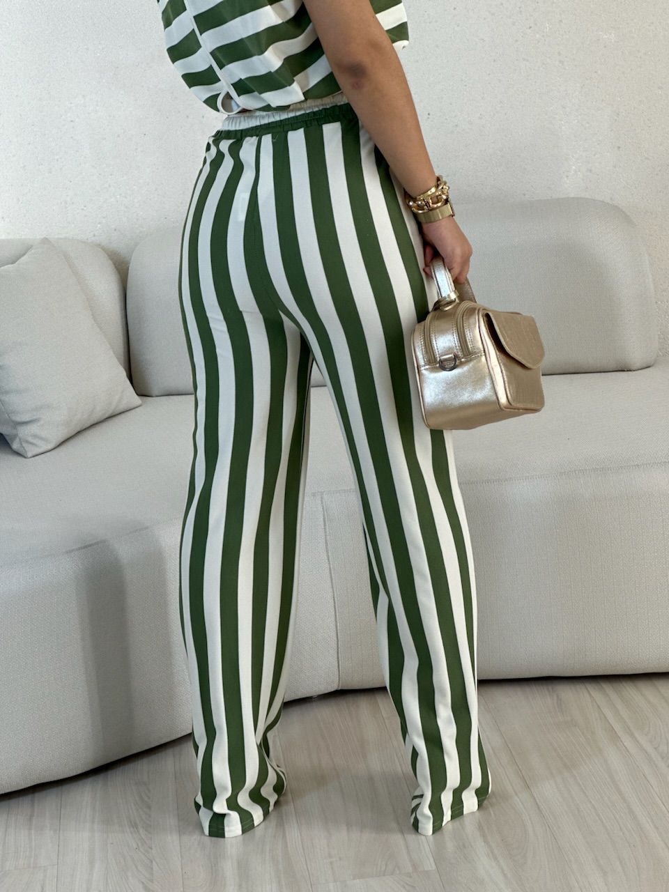 CALÇA ISABELA LISTRAS VERDE