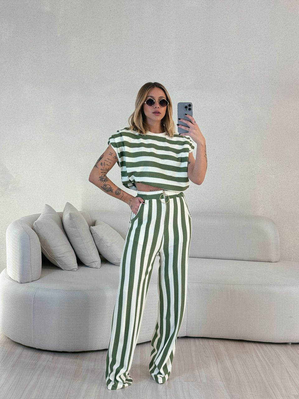 CALÇA ISABELA LISTRAS VERDE