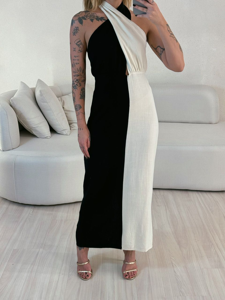 VESTIDO TAMARA BICOLOR PRETO/CRU