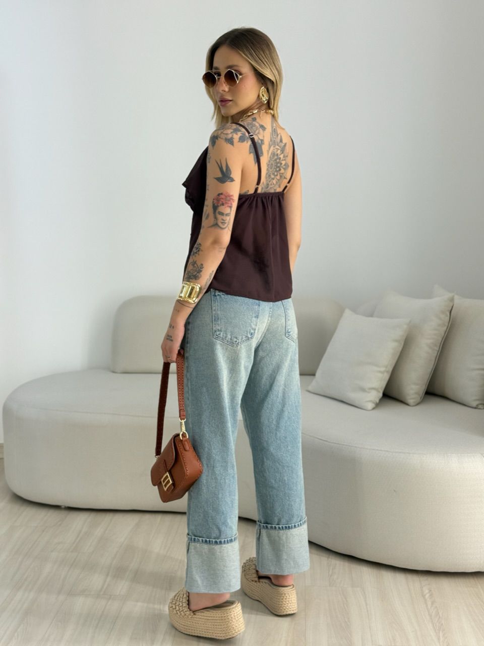 BLUSA TATA BABADO MARROM