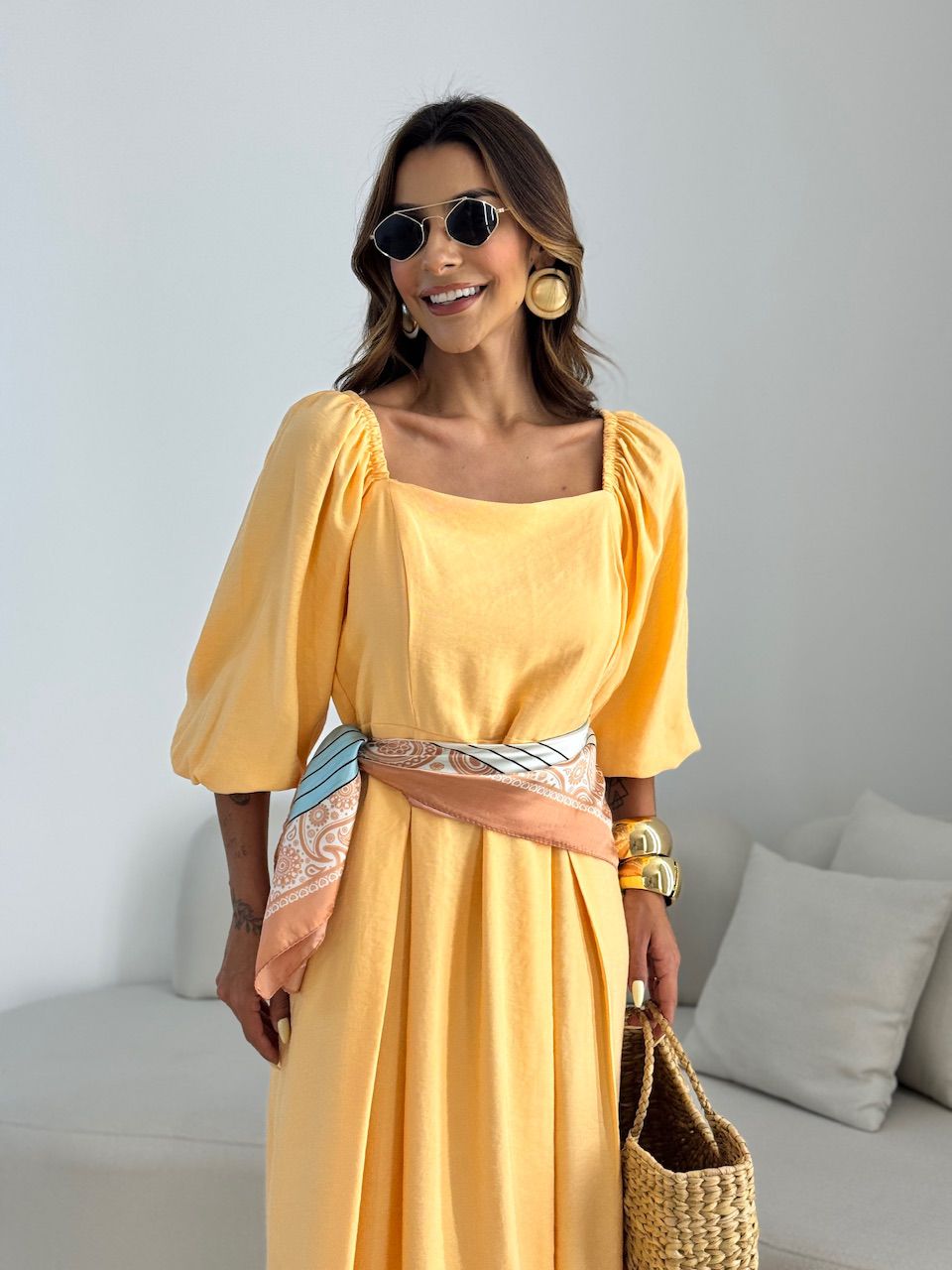 VESTIDO AMORA MANGA BUFANTE LARANJA