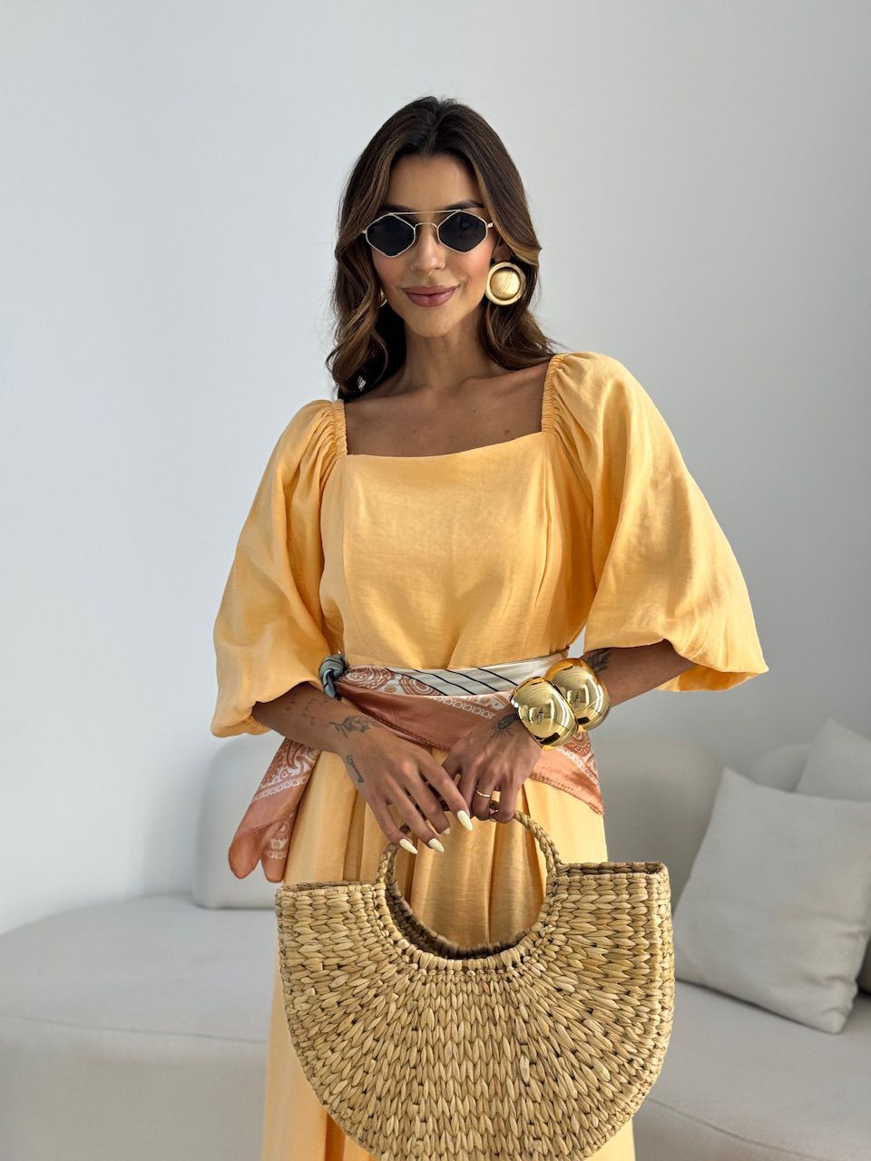VESTIDO AMORA MANGA BUFANTE LARANJA