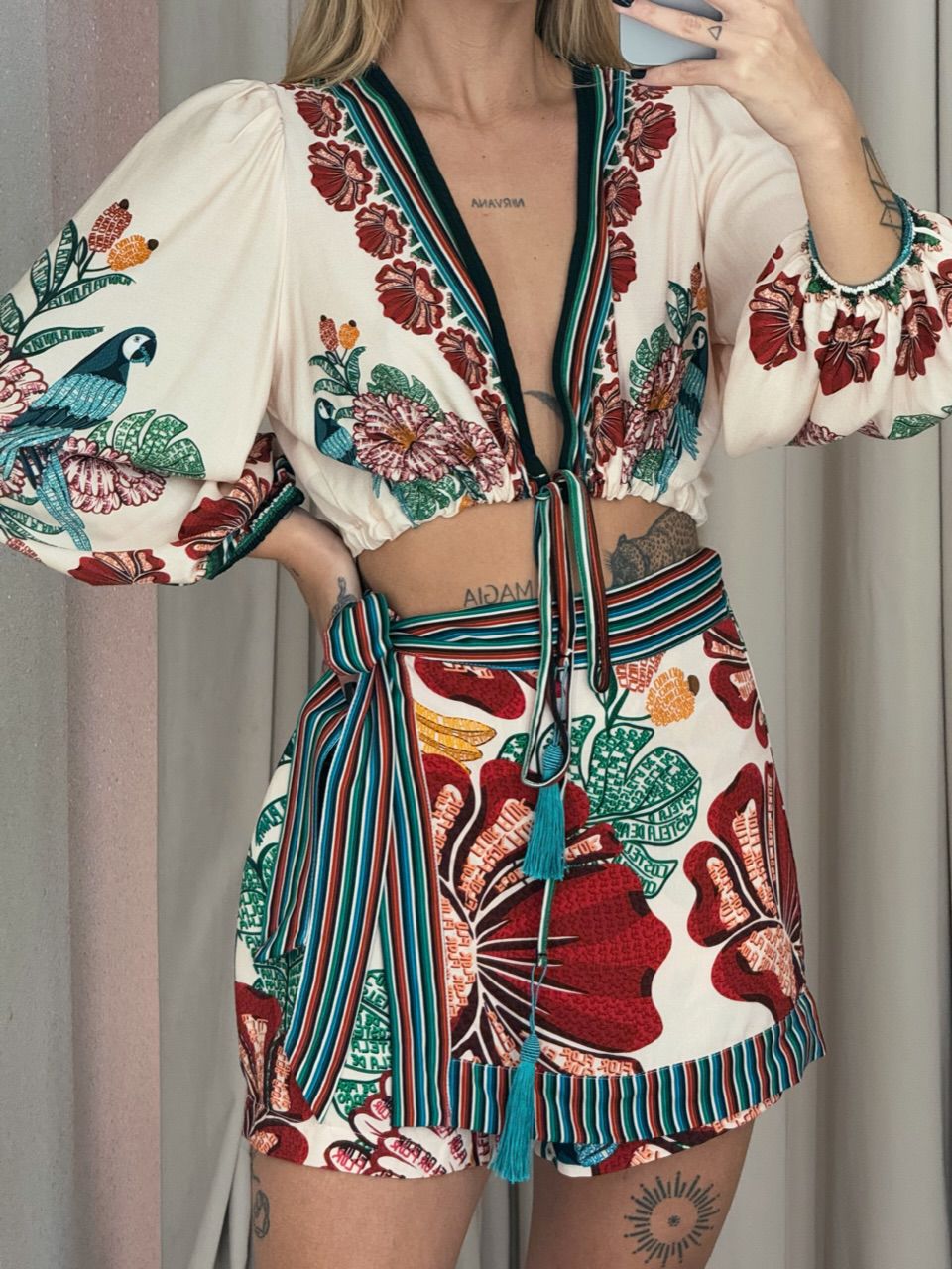 SHORT SAIA LUNA ESTAMPADO AREIA - 0060890110 - CAROLLA FERRARO