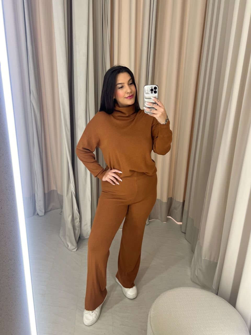 CONJUNTO MODAL GOLA ALTA CARAMELO