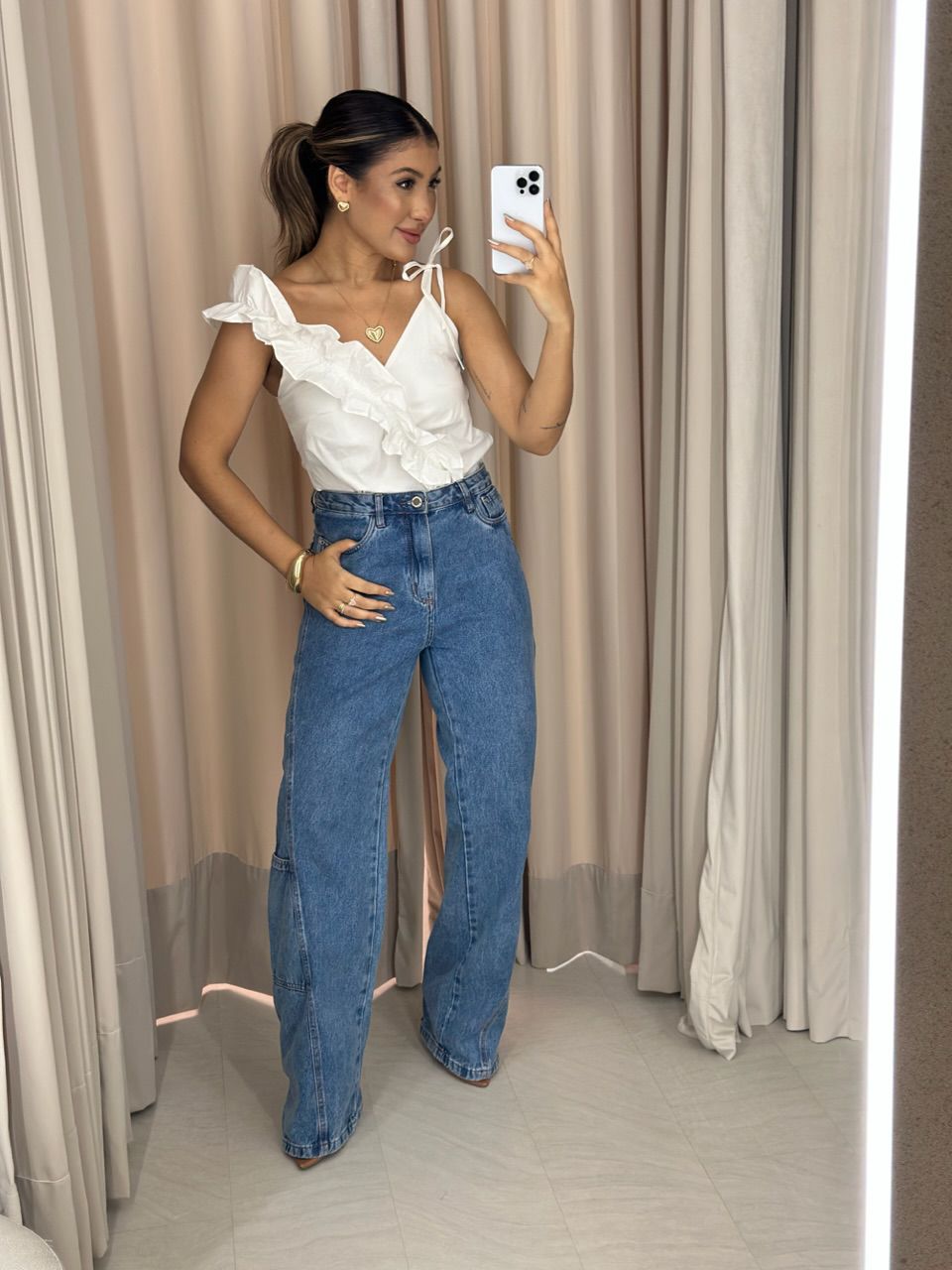 BLUSA TATIANA BABADO ASSIMÉTRICO OFF