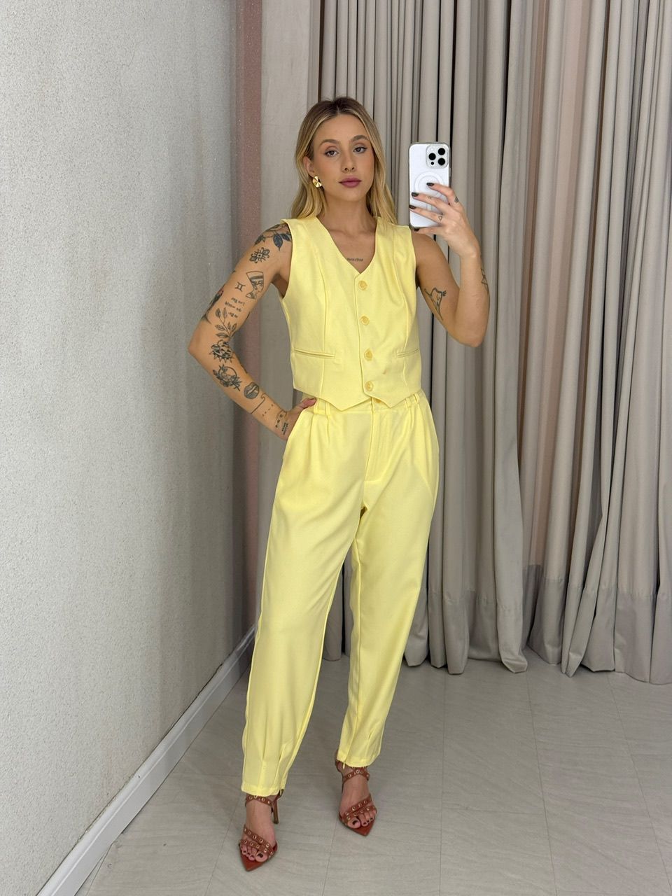 CONJUNTO AYLLA CALÇA AMARELO - 0061400111 - CAROLLA FERRARO