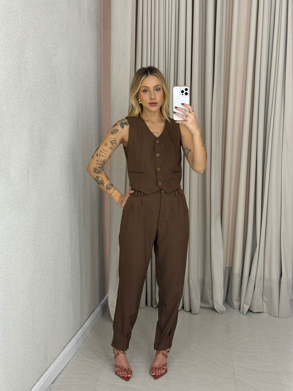 CONJUNTO AYLLA CALÇA MARROM - 0061400054 - CAROLLA FERRARO