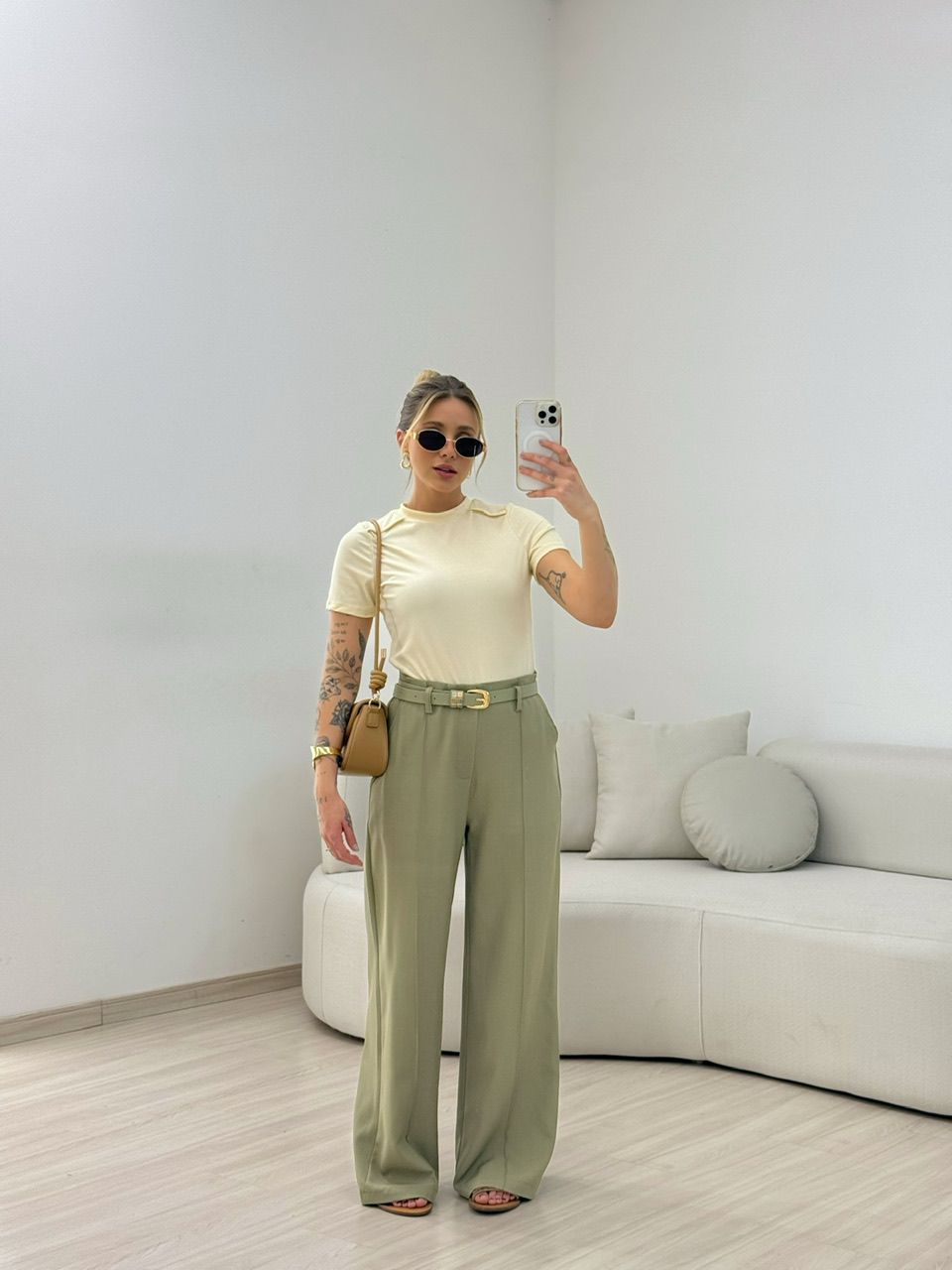 CALÇA JUSSARA CINTO VERDE OLIVA
