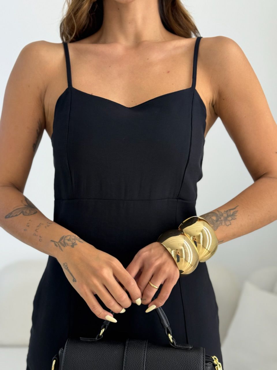 VESTIDO CLOE MIDI PRETO