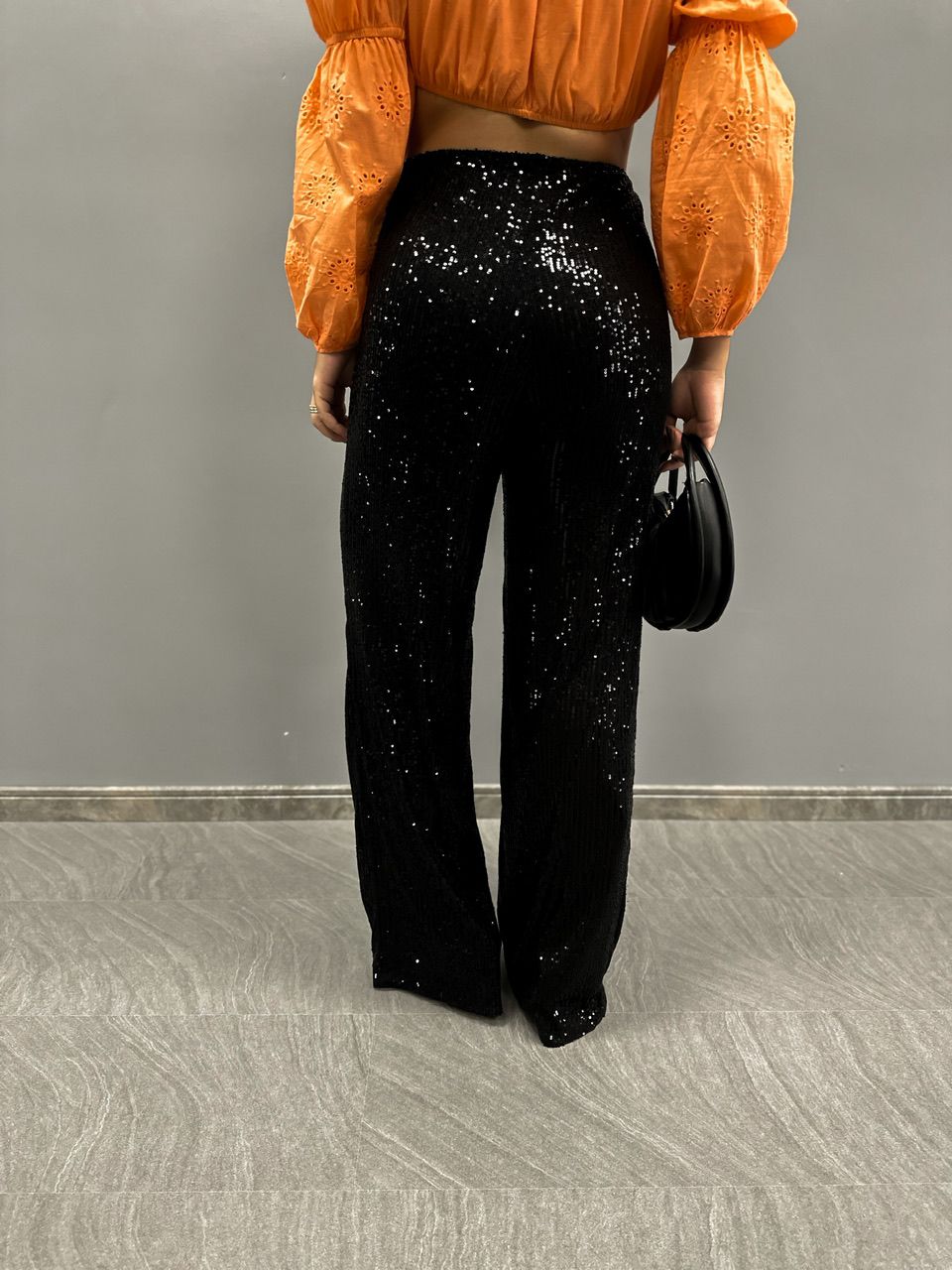 CALÇA JULIA PAETÊ PRETA