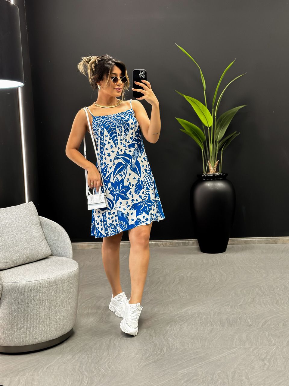 VESTIDO JHENY CURTO azul