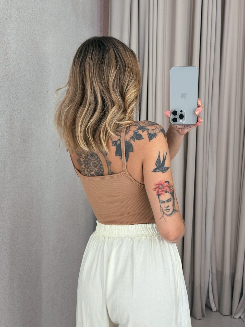 BODY LÍVIA ALÇA Caramelo