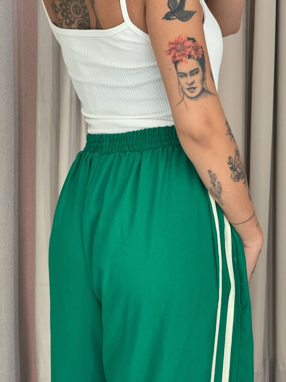 CALÇA VANESSA STREETWEAR VERDE