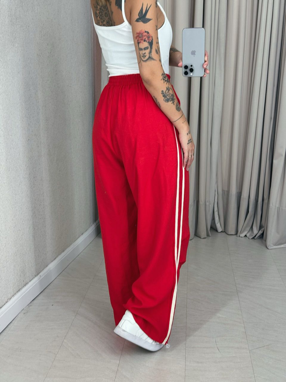 CALÇA VANESSA STREETWEAR VERMELHA