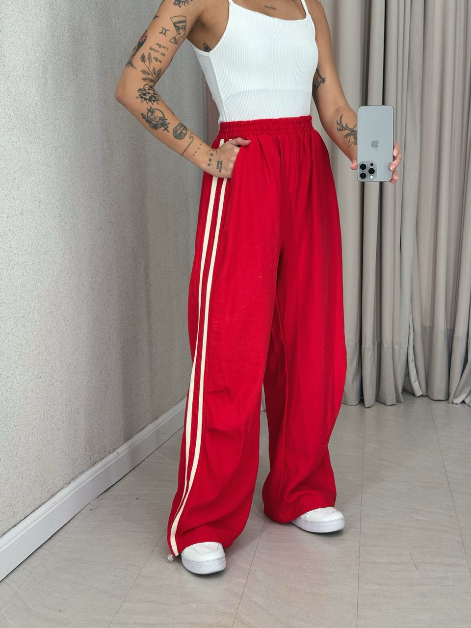 CALÇA VANESSA STREETWEAR VERMELHA