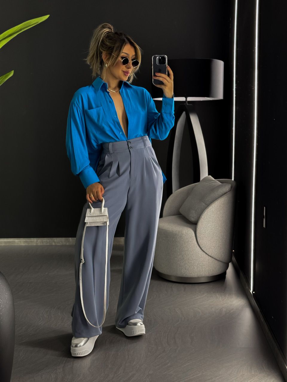 CAMISA BEATRIZ ABERTURA LATERAL AZUL