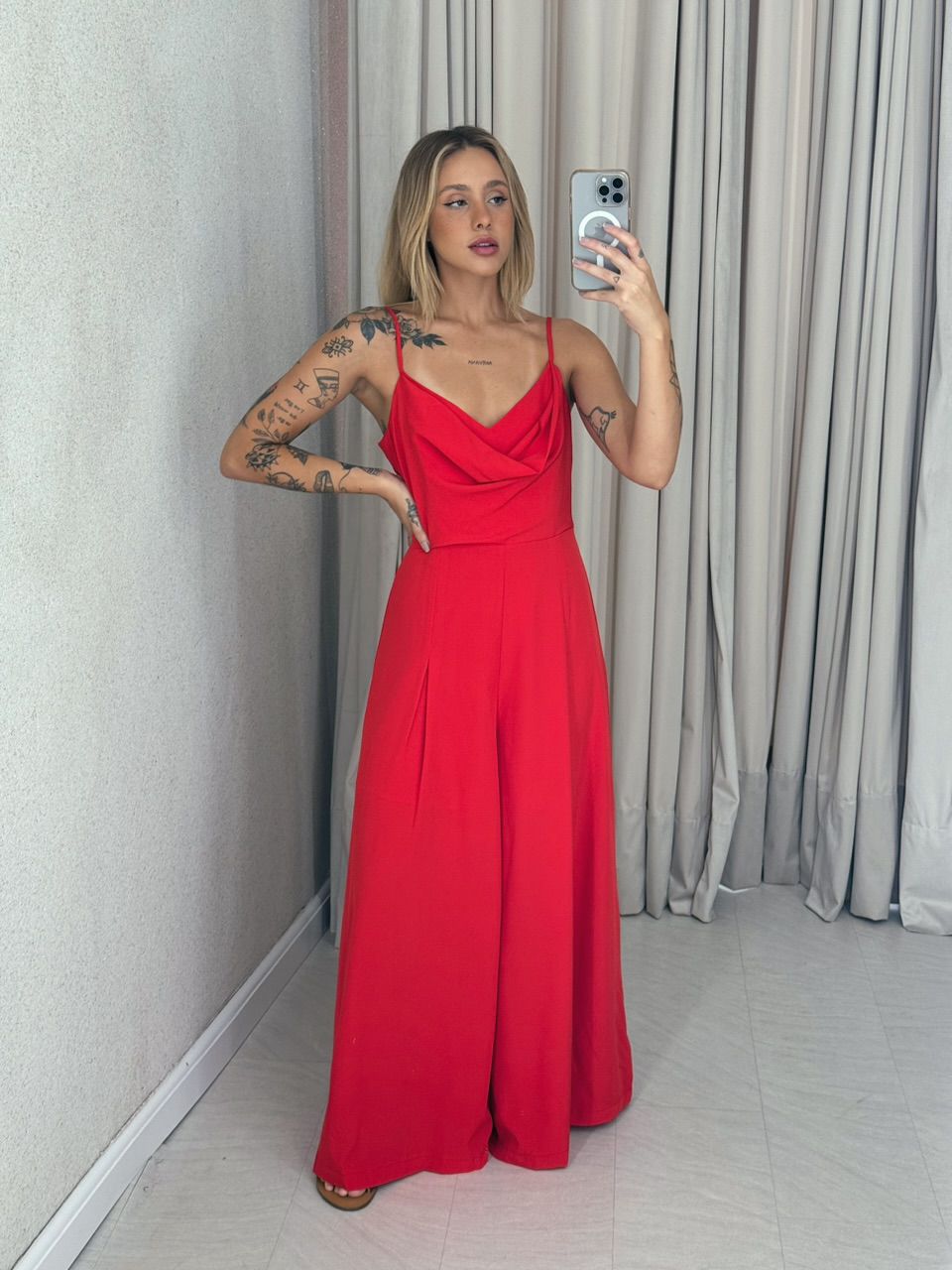 MACACÃO FRANCIS ALÇA VERMELHO - 0059070006 - CAROLLA FERRARO