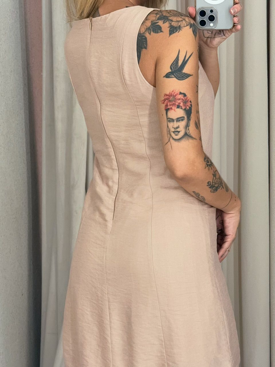 VESTIDO JOANA CURTO NUDE