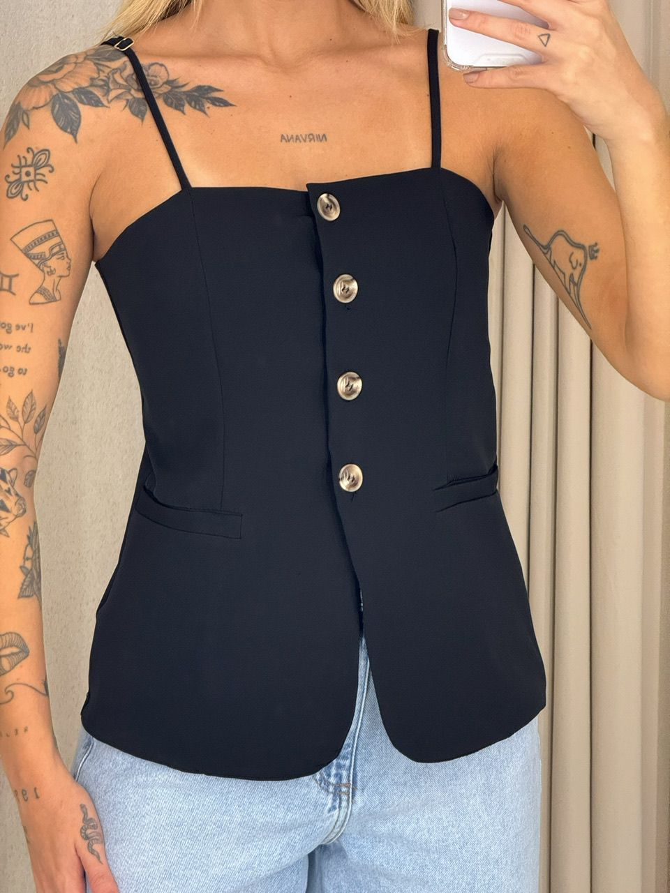 BLUSA ANNABELLE BOTÕES PRETO