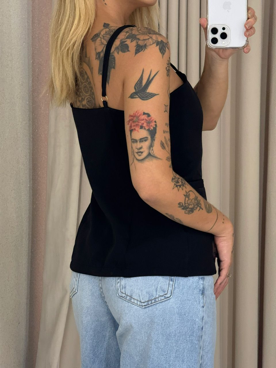 BLUSA ANNABELLE BOTÕES PRETO