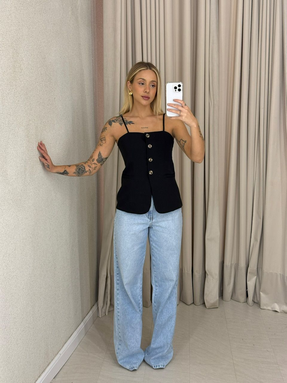 BLUSA ANNABELLE BOTÕES PRETO