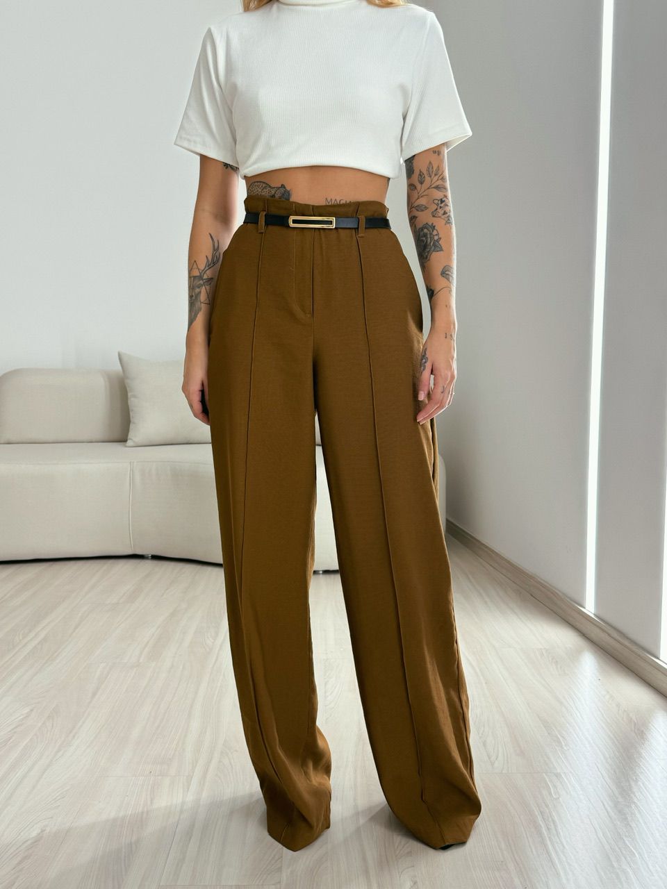 CALÇA JÚLIA PANTALONA SÉPIA - 0049740344 - CAROLLA FERRARO
