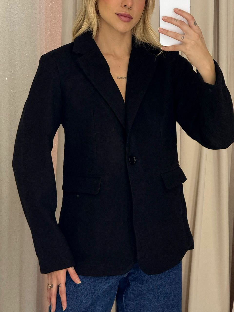 BLAZER CÁSSIA LÃ BATIDA PRETO
